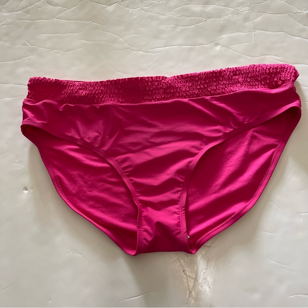 Hot Pink Scallop Design Swim Bottoms